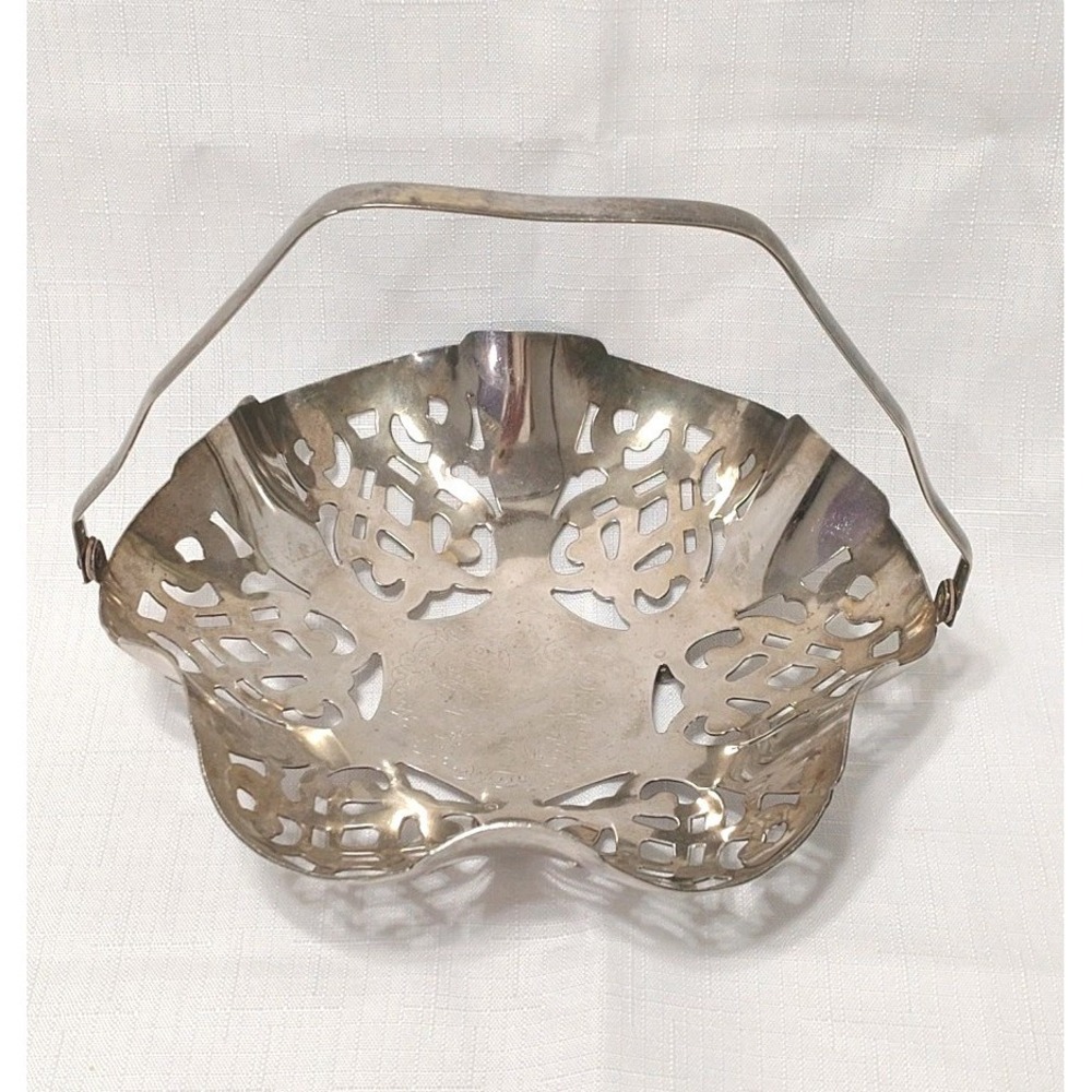 Leonard Silver Plated Pierced Perforated Candy Nut Dish Tray w/ Handle Hong Kong